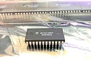 LOT OF 15 NEW GENUINE MOTOROLA MC14515BCP DECODER/DEMULTIPLEXER *SHIPS FROM USA* - Picture 1 of 1