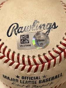 Xander Bogaerts SINGLE to Akil Badoo & J.D. Martinez Foul off Wily Peralta  - Picture 1 of 14