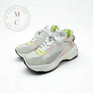 LOUIS VUITTON Run 55 Damen Sneaker Monogram Stoff und Leder Weiß Gebraucht - Bild 1 von 12