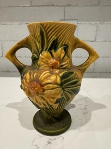 ROSEVILLE POTTERY Peony Two Handled Vase USA 168-6'' Yellow Green Signed EUC - Picture 1 of 5