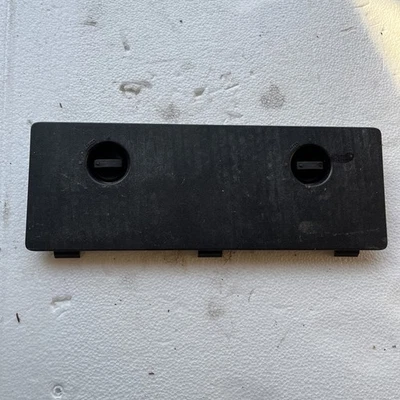 Cubierta de caja de almacenamiento de cama genuina OEM Toyota 64074-04011 (izquierda o derecha) 2005-2023 Tacoma Foto 1 de 4