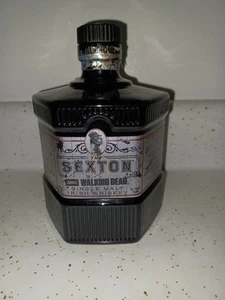 The SEXTON Single Malt Irish Whiskey (The Walking Dead LTD ED. Flasche/leer) - Bild 1 von 10