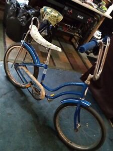 antique schwinn sting ray banana seat bicycle