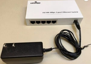 Leviton 10/100 Mbps 5 Port Ethernet Switch 47611-5PT SMC Structured Media Center - Picture 1 of 1