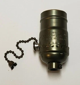 Pull Chain (On-Off) Medium Base Lamp Socket With Antique Brass Finish 48320AJB - Picture 1 of 8