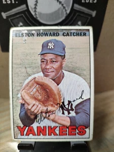 1967 Topps #25 Elston Howard New York Yankees - Picture 1 of 2