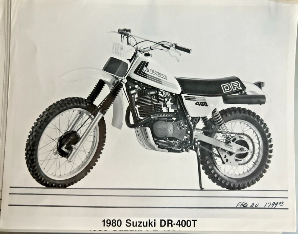 Suzuki DR-400T 1980 foto de prensa de fábrica B+W original Foto 1 de 1