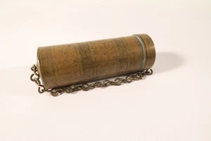 alte Streichholzdose Britisch HO76 Old matchbox container for golddust Ashanti - Picture 1 of 7