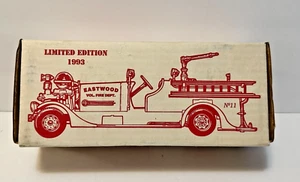 Diecast Ltd Ed. 1993 ERTL Ahrens Fox Eastwood Vol. Fire Dept. No. 11 #9748 NIB - Picture 1 of 5
