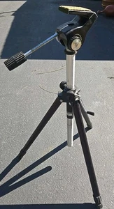 vtg HUSKY Quick-Set Tripod, Pan Lock, Column Lock, 56" legs, model # 5-95534-9 - Picture 1 of 19