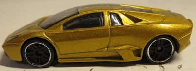 Hot Wheels Lamborghini Aventador N 4024 2013 coche de juguete dorado Tailandia usado Foto 1 de 4