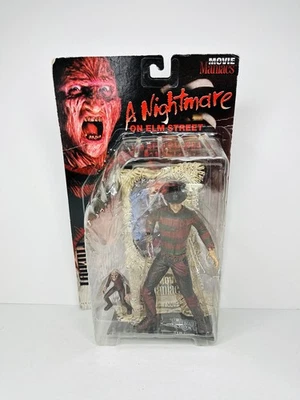 Figura de acción McFarlane Toys Movie Maniacs Freddy Pesadilla en Elm Street 1998 Foto 1 de 4