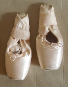 **Spitzenschuhe Ballett rosa, Gr. 37, Ledersohle, sehr guter, gebrauchter Zust. - Bild 1 von 3
