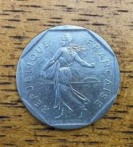 France 2 Francs 1981 - Picture 1 of 4