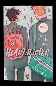 Heartstopper: Boy Meets Boy Volume One de Alice Oseman (Edición española, 2019) - Imagen 1 de 17