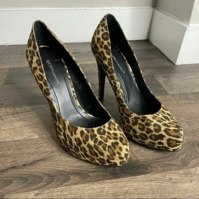 Zapatos de salón BCBGeneration con estampado de leopardo talla 9 Foto 1 de 4