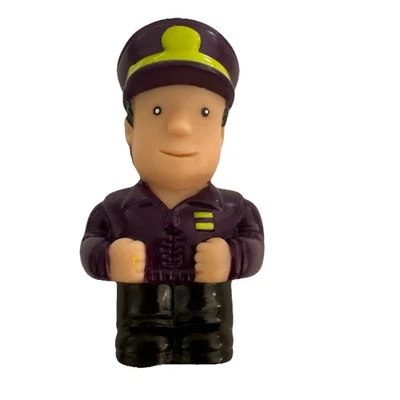 Figura de conductor de autobús conductor de tren pieza Battat para juguete de luz y sonido Foto 1 de 4