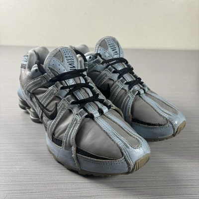 Tênis de corrida vintage Nike Shox Navina feminino tamanho 8.5 prata anos 2000 Y2K - Imagem 1 de 4