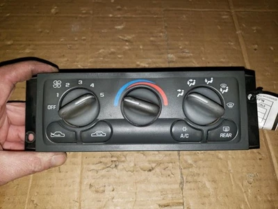 Control de temperatura delantero Canadá para 97-99 TRANS SPORT 1683465 Foto 1 de 4
