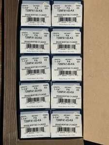 10er Pack Ilco 7206FA-03-KA Einsteckzylinder 1-1/4" FA Nut Messing - Bild 1 von 4