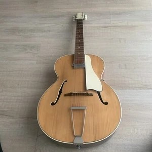 Alte Jazzgitarre Neu Aufgearbeitet - Bild 1 von 22