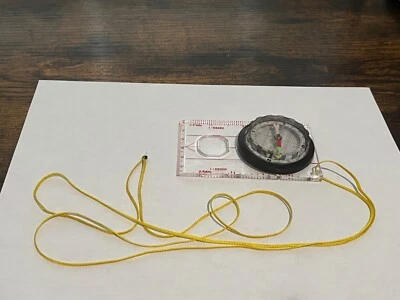 Коллекционный винтажный заполненный жидкостью компас для походов/кемпинга Coleman - Изображение 1 из 4