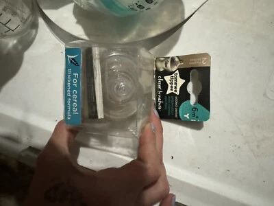 Biberón de cereal Tommee Tippee Closer to Nature añadido 2 unidades (paquete de 1)  Foto 1 de 2