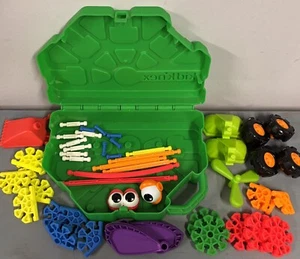 Kid K'nex ‘Footed Friends’ Building Set 48 Pieces w Case Knex - Picture 1 of 4