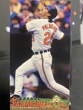 1994 Fleer Extra Bases - #11 Rafael Palmeiro