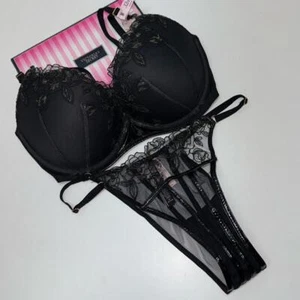 Victoria's Secret Black Lace Bra and Thong Set very sexy push-up SZ 32DDD/M NEW - Picture 1 of 11