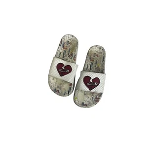 Ground Up X Disney Cruella White Slide Sandals Girls Size 3 - Picture 1 of 4