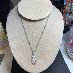 Chicos Crystal Rhinestone Silver Tone Tear Drop Pendant Necklace 18-22” B123 - Picture 1 of 10