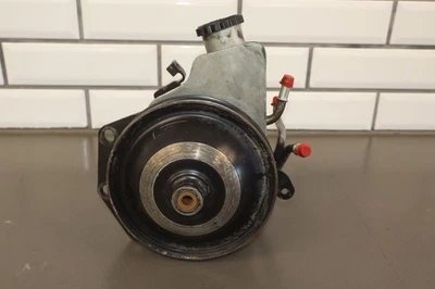 Bomba de direção hidráulica 01-07 Chevy GMC 6.6L Duramax diesel PSC aftermarket - Imagem 1 de 4