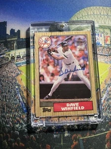 Topps Signature Series Archives Auto Autograph 2022 Dave Winfield (18/30) - Picture 1 of 6