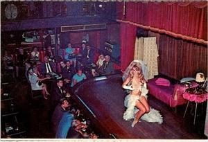 LA, New Orleans BOURBON STREET STRIP CLUB ~ blonde Stripperin 4 x 6 riskante Postkarte - Bild 1 von 2