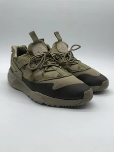 Nike Men's Air Huarache Camo Utility Khaki-Matte Olive, 806807-200 Size 8 - Picture 1 of 7