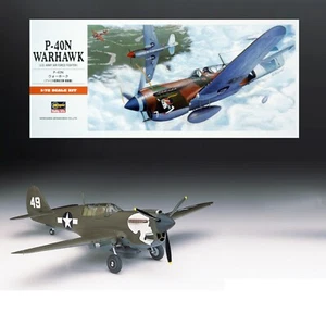 HASEGAWA 00139 1/72 P-40N WARHAWK KIT - Picture 1 of 3