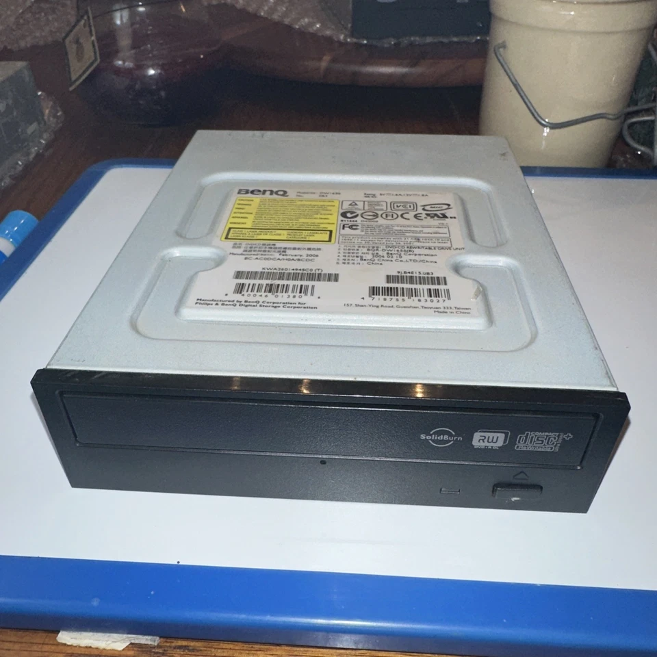 Benq Solid Burn Drive Model DW 1650 - Image 1 of 4