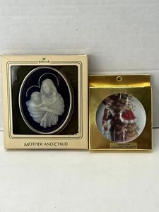 🎄Vintage 1983 Hallmark Mother & Child Keepsake Ornament + Bonus 1 Day Ship!👍 - Picture 1 of 5