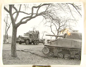 8"X 10" Original 35TH. DIV WW2 US Army Signal Corps Photo Puttelange, France - Picture 1 of 11