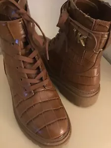 Michael Kors women chestnut leather embossing parker combat boots US 6.5 - Picture 1 of 11