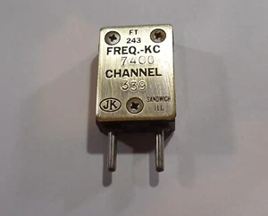 Radio cristal FT-243 - broches 0,093 - 7400 KHz - JK - canal 339 - Photo 1/1