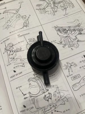 Válvula de control de bote de vapor GM 1985-1994 17087240 FABRICANTE DE EQUIPOS ORIGINALES  Foto 1 de 3