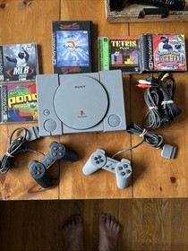 Sony PlayStation PS1 Gray Console 2 Controller BUNDLE W 5 Games Tested