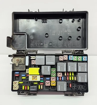 2010 Jeep Wrangler JK Totally Integrated Power Module Fuse Box TIPM 04692298AG - Image 1 of 4
