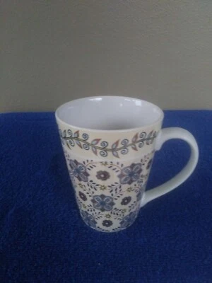 Xícara de café American Atelier "TESSA" corpo bege e aro bege grés - Imagem 1 de 4