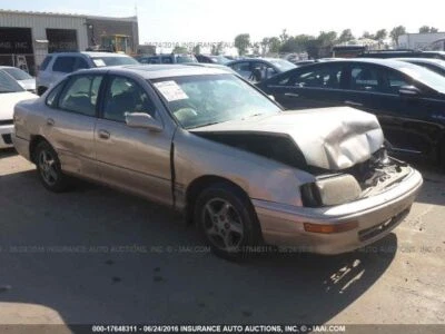 Cubierta de distribución superior del motor 1MZFE compatible con 94-97 LEXUS ES300 1402946 Foto 1 de 4