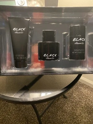 Kenneth Cole Black de Kenneth Cole para hombre - Juego de regalo de 3 piezas  Foto 1 de 3