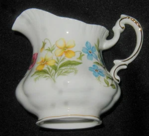 VINTAGE PARAGON ENGLISH BONE CHINA CREAMER, PITCHER, ENGLISH FLOWERS PATTERN - Picture 1 of 3