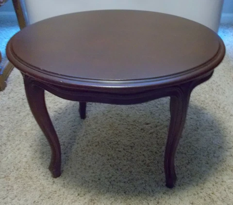Vtg  TEA Accent Side Oval TABLE Louis XV style Cabriole Curved Lags Elegant Cover